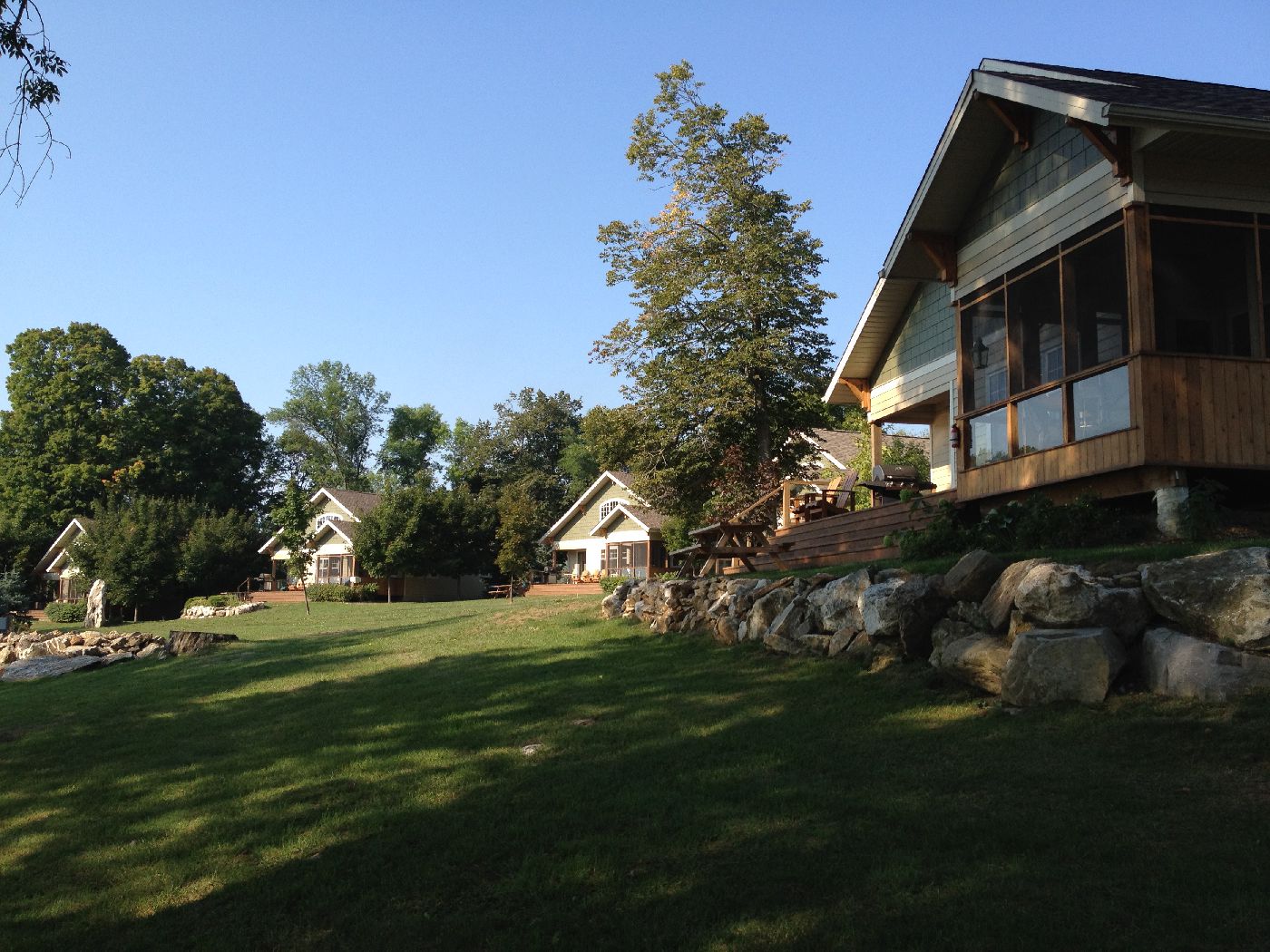 Inaski Shores Cottages